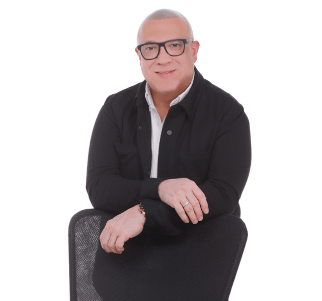 https://imigroms.com/wp-content/uploads/2025/02/daniel_Imigro_2.png